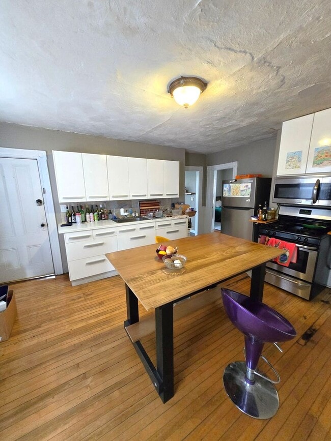 Photo - 103 Tell St Unidad 3