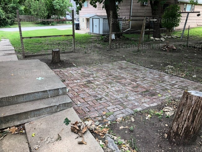 Photo - $875 - 2 bed 1 bath - Single Family Home