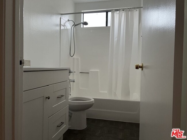 Photo - 710 Crenshaw Blvd Unit 108