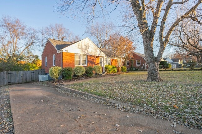 Building Photo - 1815 Tammany Dr Unit Active Home Warranty