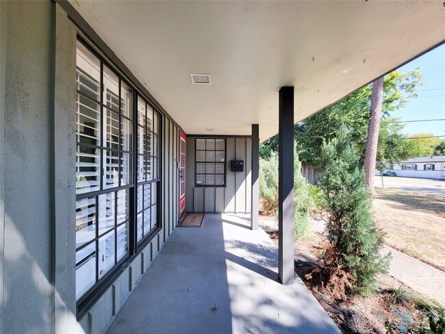 Photo - 9506 Vogue Ln