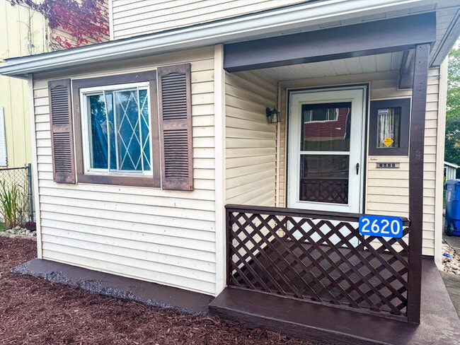 Photo - 2620 Kansas St