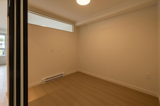 Stylish and smart 1Bed at The Hue Port Moody