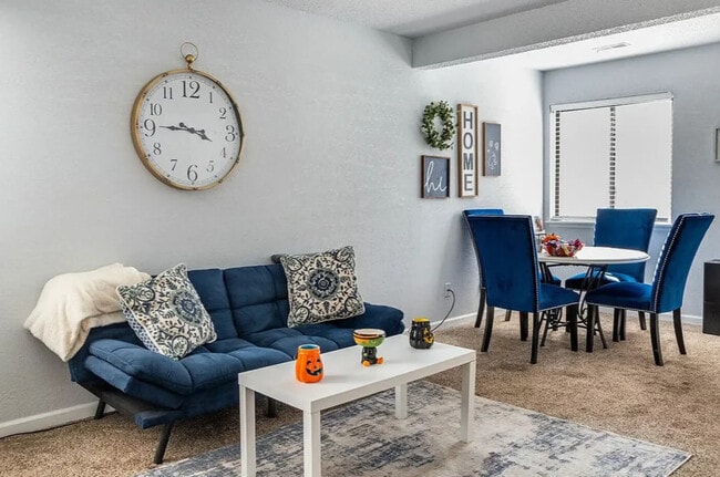 Photo - Hillsdale Apartments