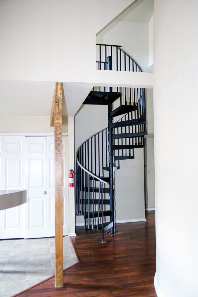 Photo - 2626 Parklake Ct