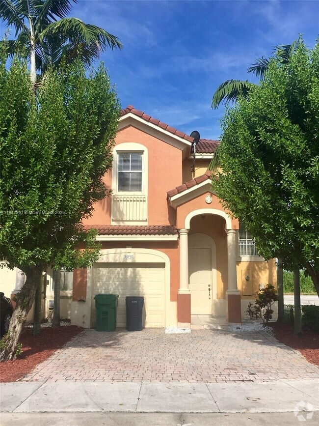 Building Photo - 8438 SW 166th Pl Rental