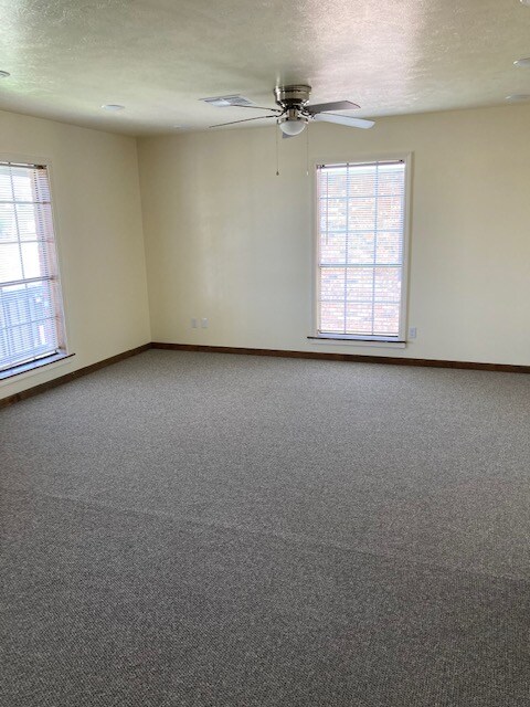 Photo - 5018 Desoto St Unidad D