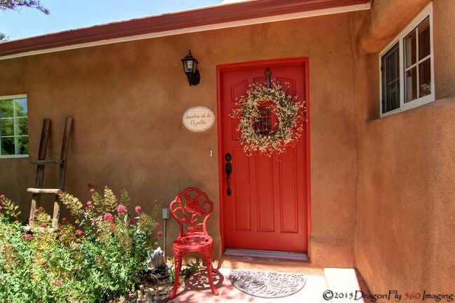 Photo - 1854 Griegos Rd NW