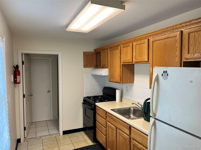 Photo - 109 Main St