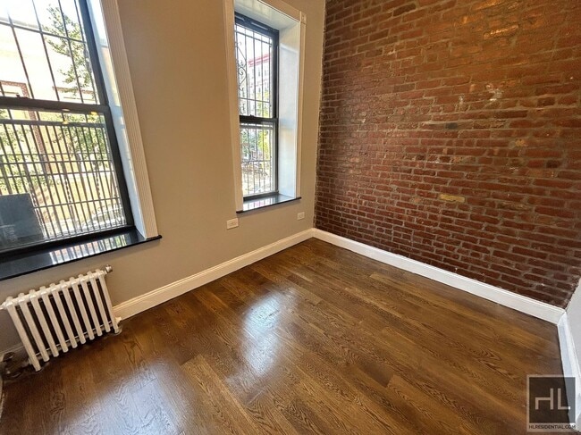 Photo - AVE. B Unit 5D