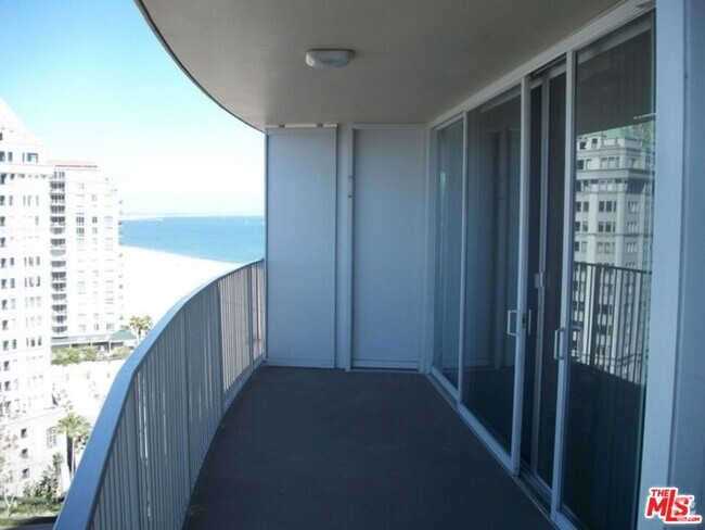 Building Photo - 700 E Ocean Blvd Unit 1903 Rental