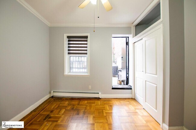 Photo - 143 Court St