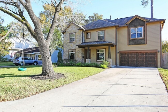 Building Photo - 1611 Wakefield Dr