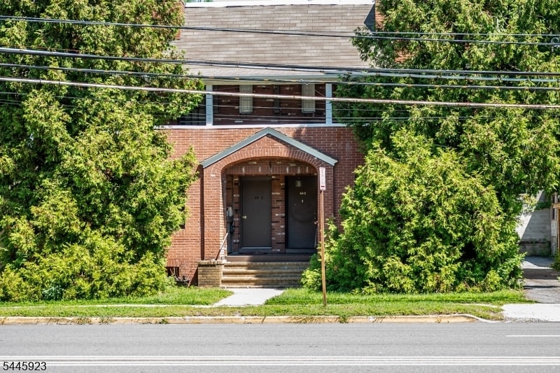 Photo - 63 Bloomfield Ave