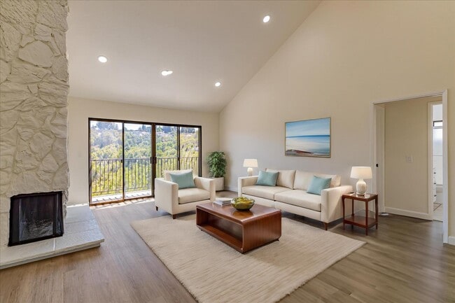 Building Photo - 25676 University Ct Unit University