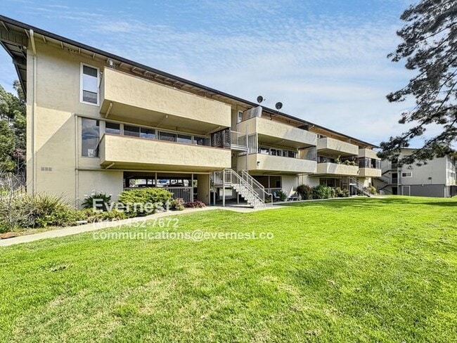 Building Photo - 2345 Paloma Ct Rental