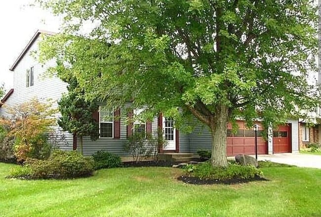 Building Photo - 7093 Blackoak Dr