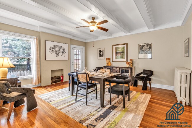 Photo - 664 Auburn Ave