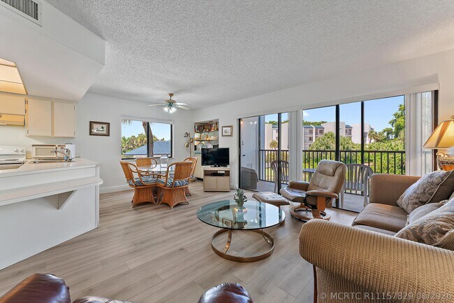1605 S US Hwy 1 Unit B201