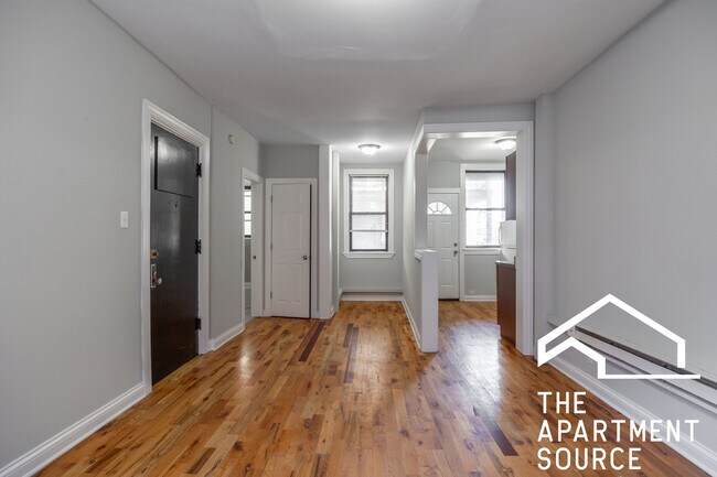 Photo - 4415 N Wolcott Ave Unidad B2