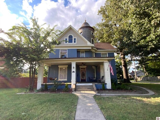 Photo - 1401 Jefferson St House