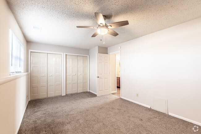 1BR, 1BA - 720SF - Bedroom - Heritage Ridge Apartments