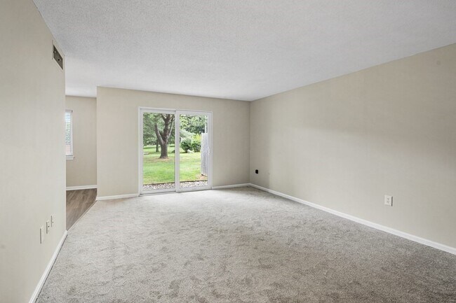 Photo - 6 Beal's Cove Rd Unit B