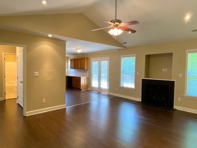 Photo - 230 Summit Dr