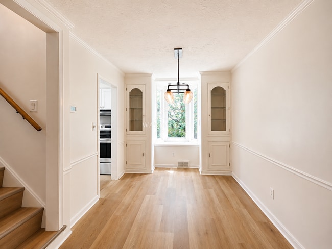 Photo - 302 N Pershing Ave