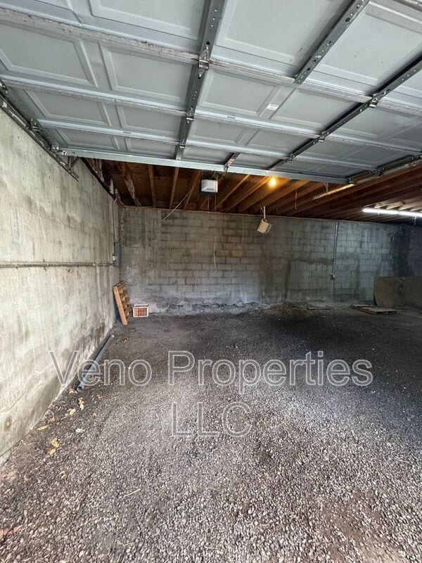 Photo - 402 Hamilton St