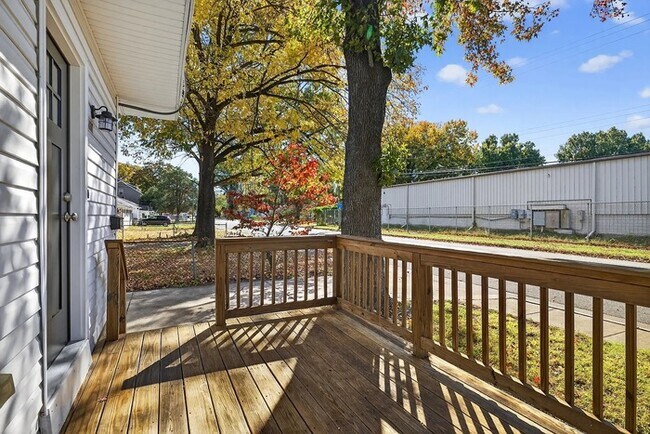 Photo - 830 Westwood Ave