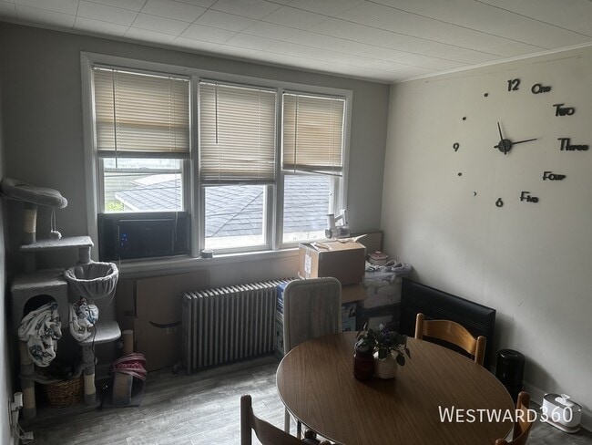 Photo - 3048 N Drake Ave Unit 1R