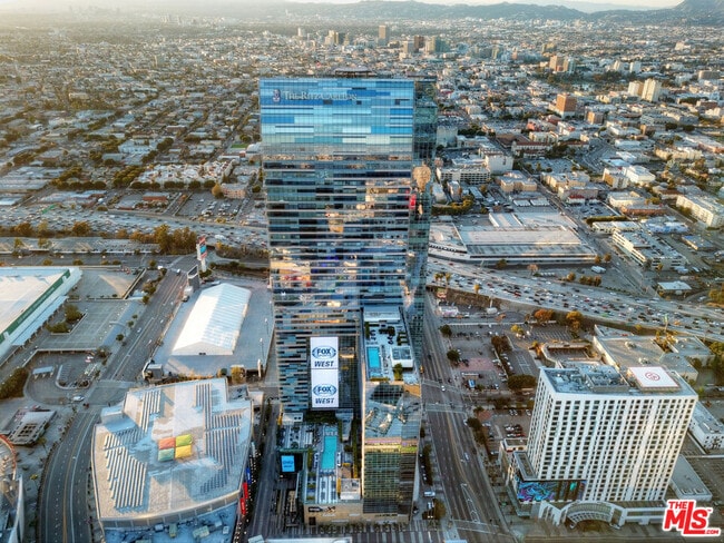 Building Photo - 900 W Olympic Blvd Unit 44B Rental