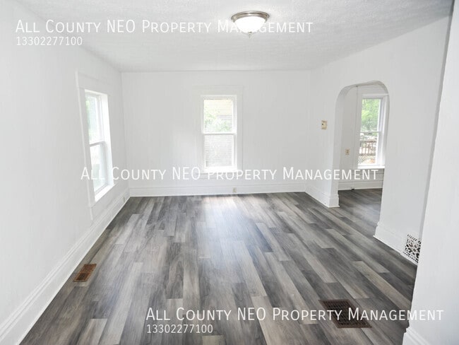 Photo - 1278 Girard St