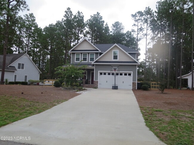 Building Photo - 80 Rutledge Ln Rental