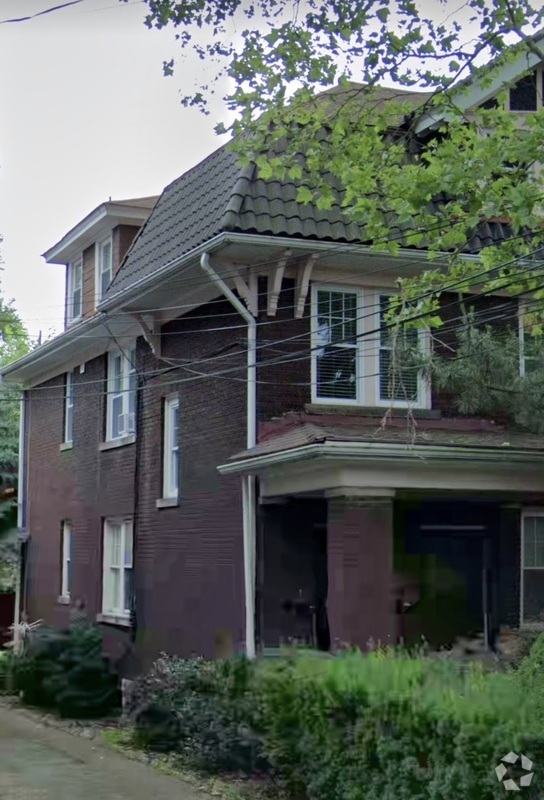 Building Photo - 5714 Woodmont St Rental