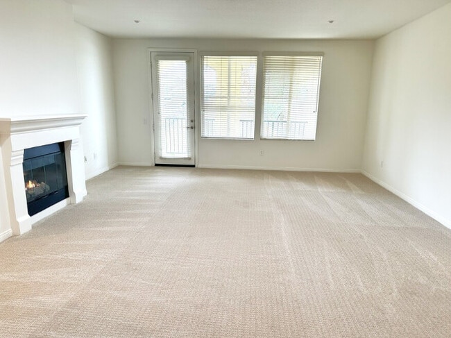 Bella Vista at Promontory Point