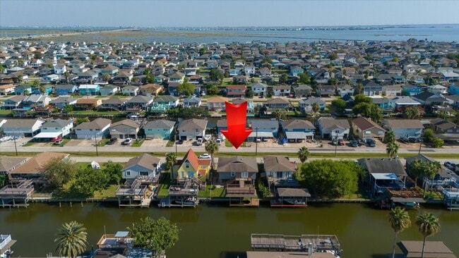 Photo - 170 Barracuda St