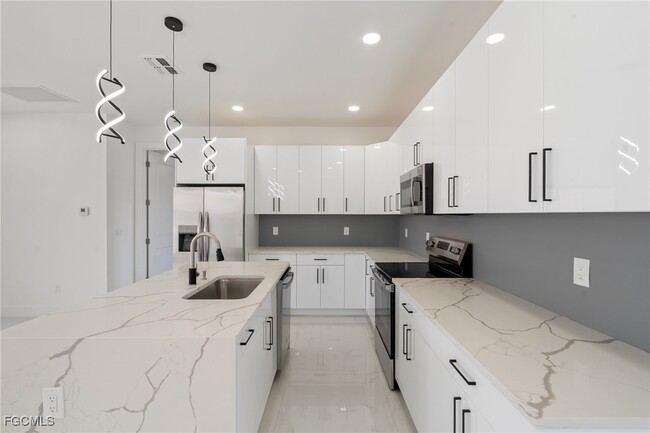 Photo - 1921 NW 30th St