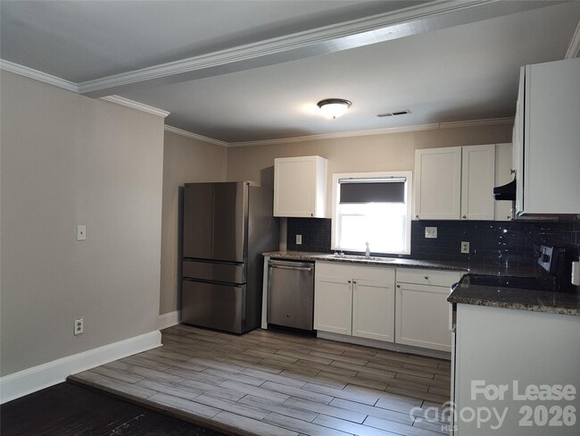 Photo - 1405 Shamrock Dr