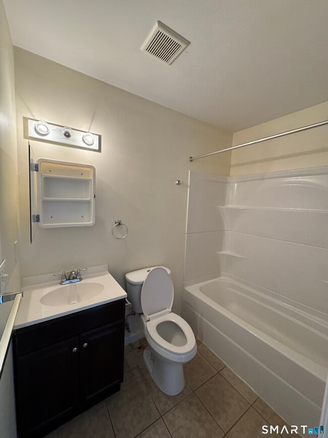 Photo - 4 Warwick St Unit APT 14