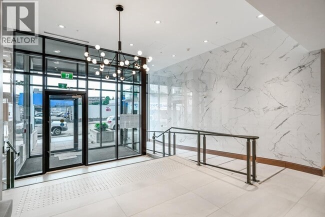 Photo - 8888 Osler St Unité 306