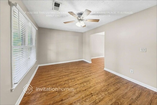 2005 Red Rose Ln