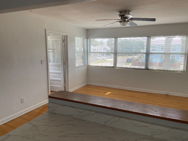 Photo - 301 Oleander St Unit 303 Oleander Street