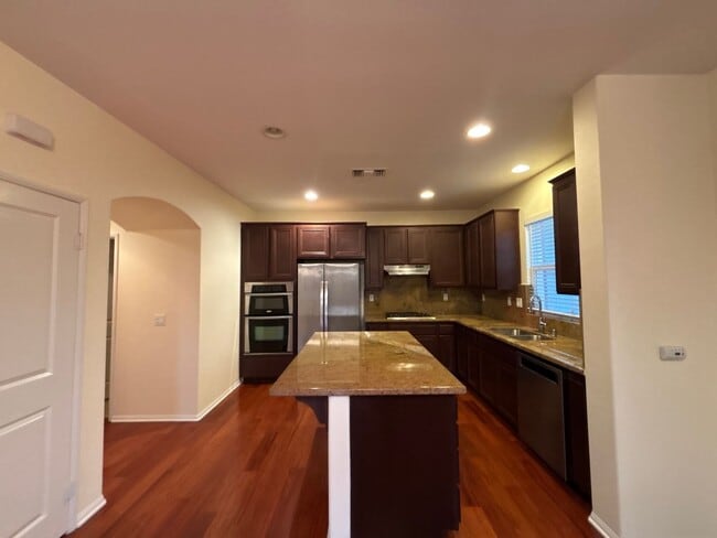 Photo - Upgraded Otay Ranch Townhome With Garage And Resort Style Amenities