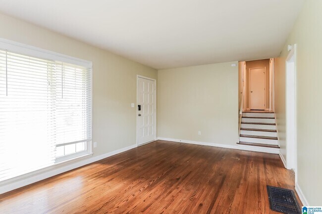 Photo - 1040 Hagwood Rd
