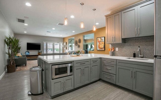 Redlands Park Apartments