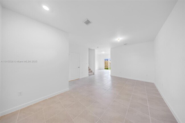 Photo - 2751 SE 25th Ave