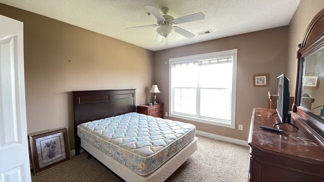 Photo - 3 bedroom/2 bath furnished condo in Harbour Cove Unit 132