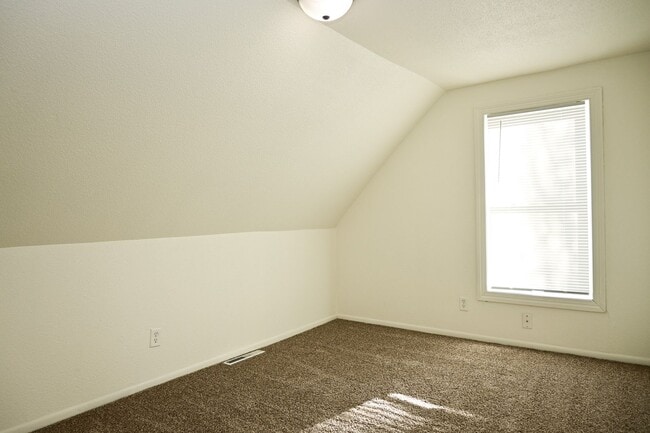 Photo - Bjerke Duplex Unit 620